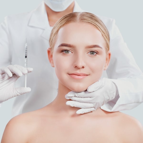 Femme servant de patient modèle